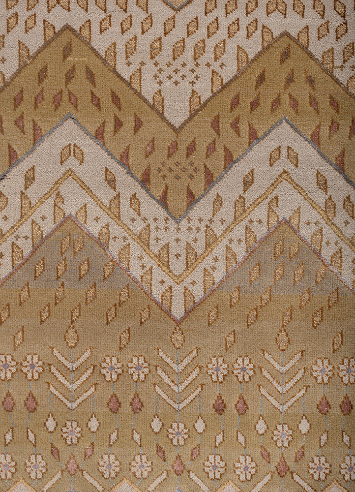 manchaha gold wool and bamboo silk hand knotted Rug - CloseUp manchaha gold wool and bamboo silk hand knotted Rug - CloseUp