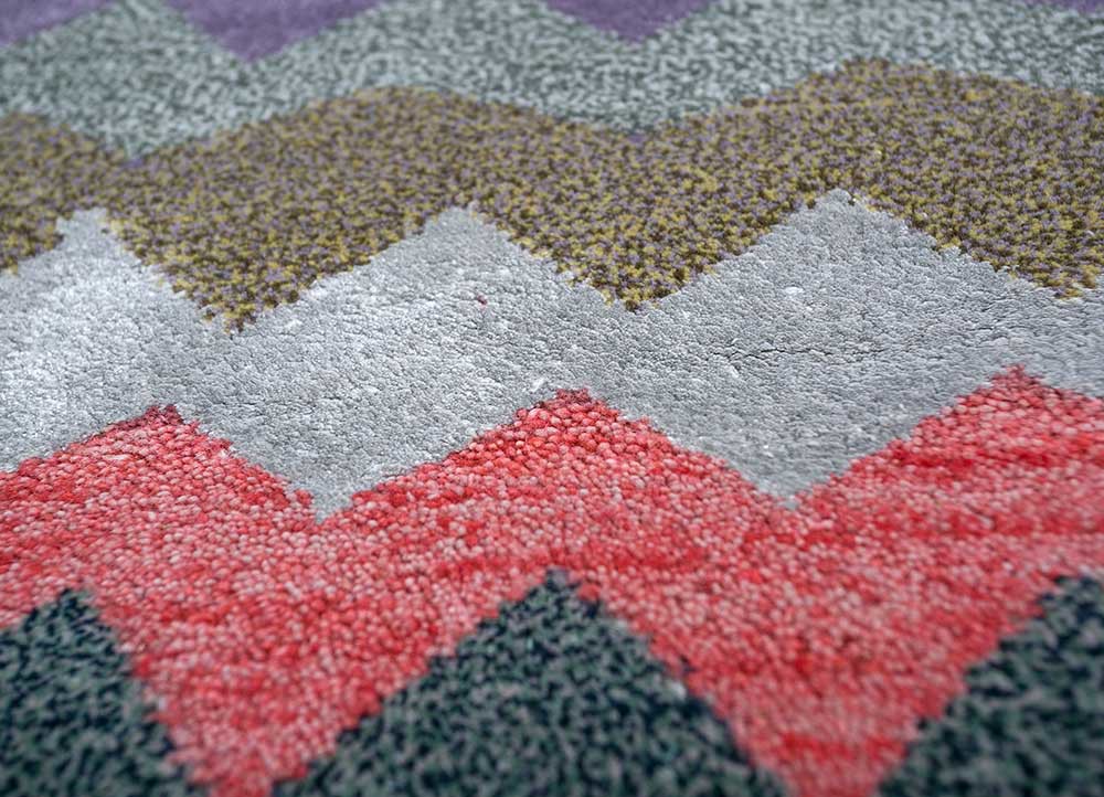 freedom manchaha grey and black wool and bamboo silk hand knotted Rug - CloseUp freedom manchaha grey and black wool and bamboo silk hand knotted Rug - CloseUp