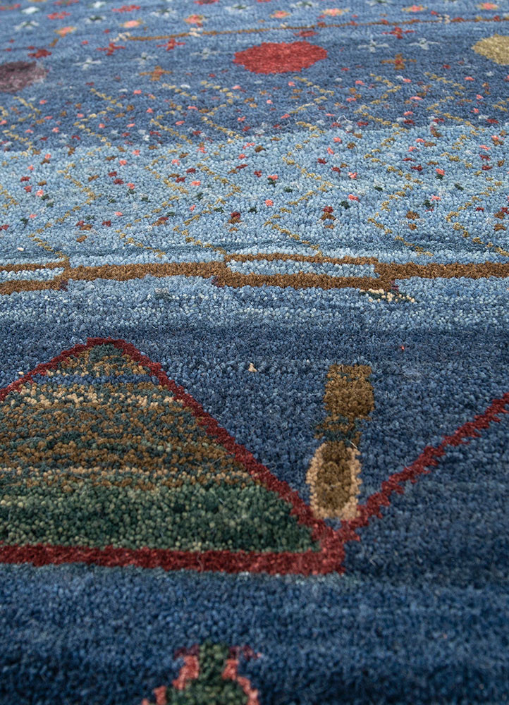 freedom manchaha blue wool and bamboo silk hand knotted Rug - CloseUp