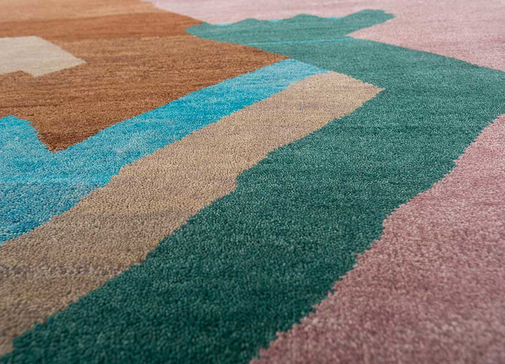 freedom manchaha pink and purple wool and bamboo silk hand knotted Rug - CloseUp