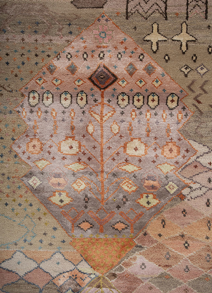 freedom manchaha pink and purple wool and bamboo silk hand knotted Rug - CloseUp