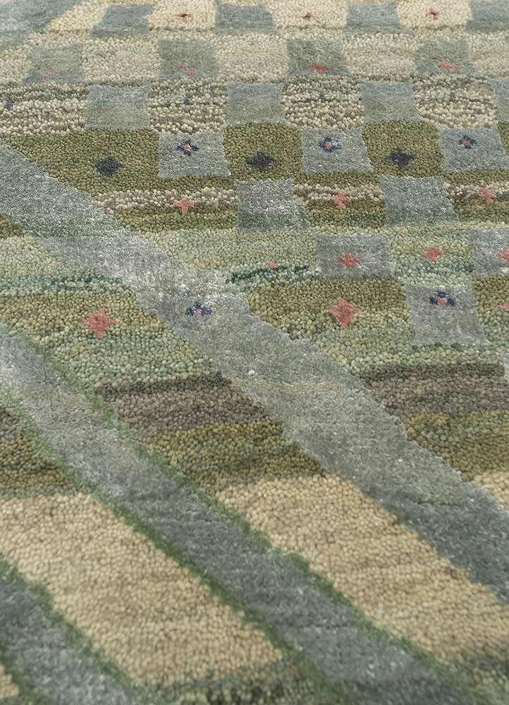 freedom manchaha green wool and bamboo silk hand knotted Rug - CloseUp