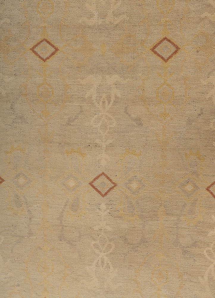 erbe gold wool hand knotted Rug - CloseUp