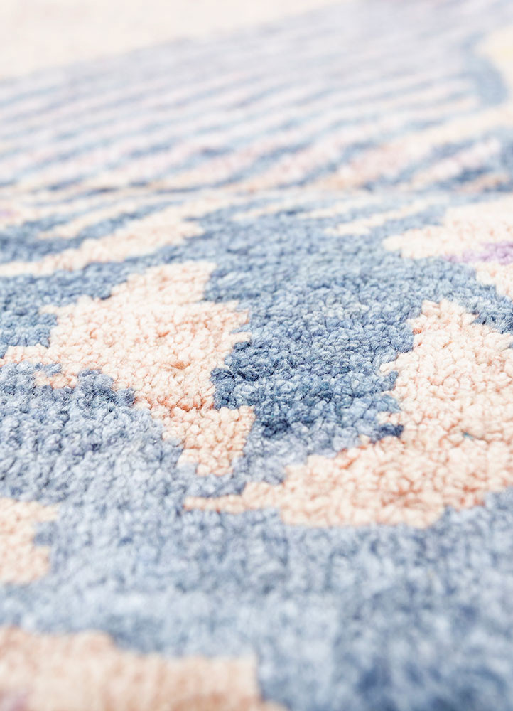manchaha blue silk hand knotted Rug - CloseUp manchaha blue silk hand knotted Rug - CloseUp