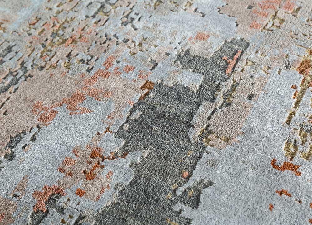 uvenuti grey and black wool and bamboo silk hand knotted Rug - CloseUp