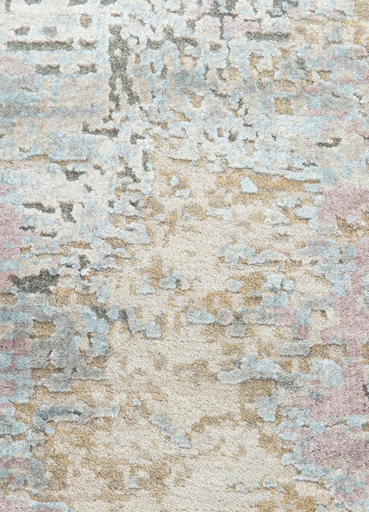 uvenuti ivory wool and bamboo silk hand knotted Rug - CloseUp