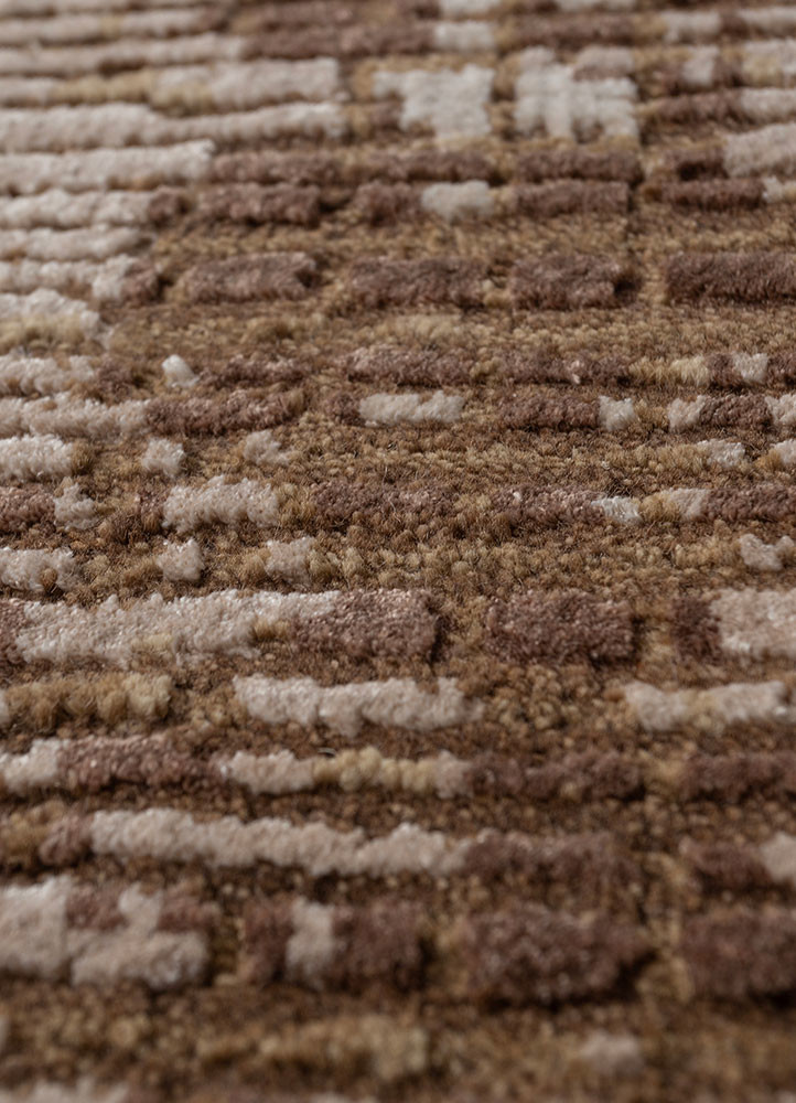 uvenuti beige and brown wool and bamboo silk hand knotted Rug - CloseUp