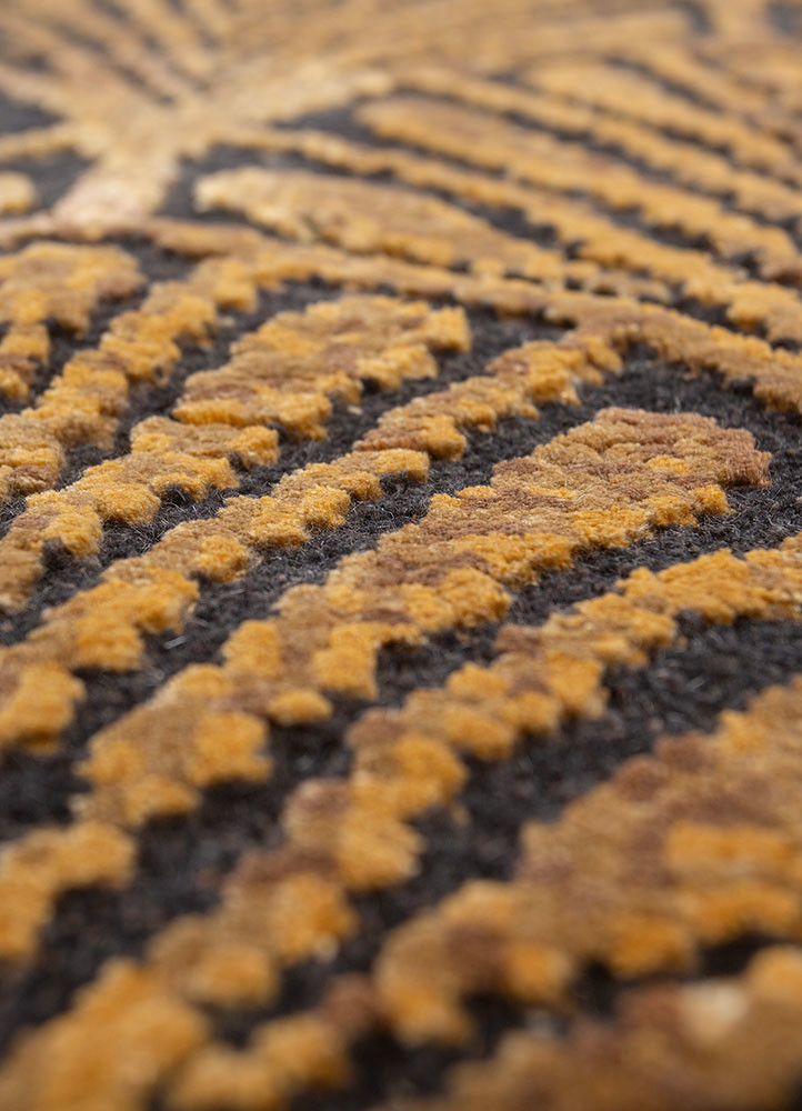 azalea grey and black wool and bamboo silk hand knotted Rug - CloseUp
