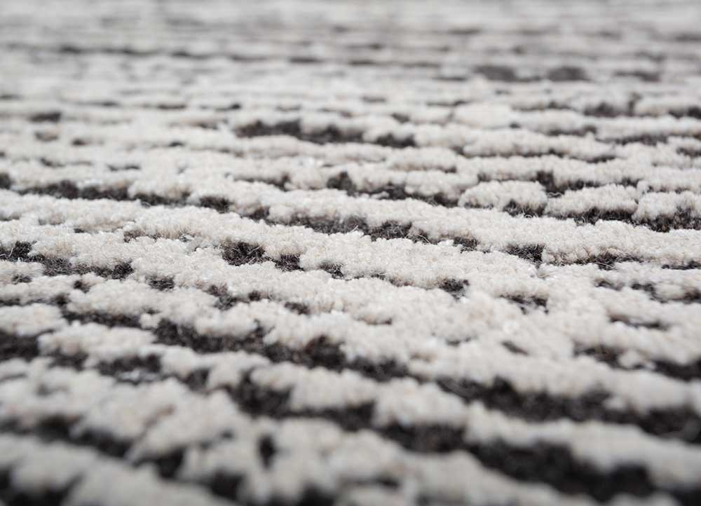 uvenuti blue wool and bamboo silk hand knotted Rug - CloseUp