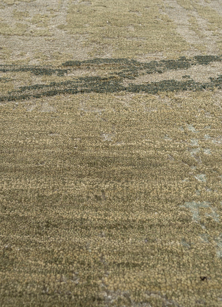 free verse by kavi green wool and bamboo silk hand knotted Rug - CloseUp free verse by kavi green wool and bamboo silk hand knotted Rug - CloseUp