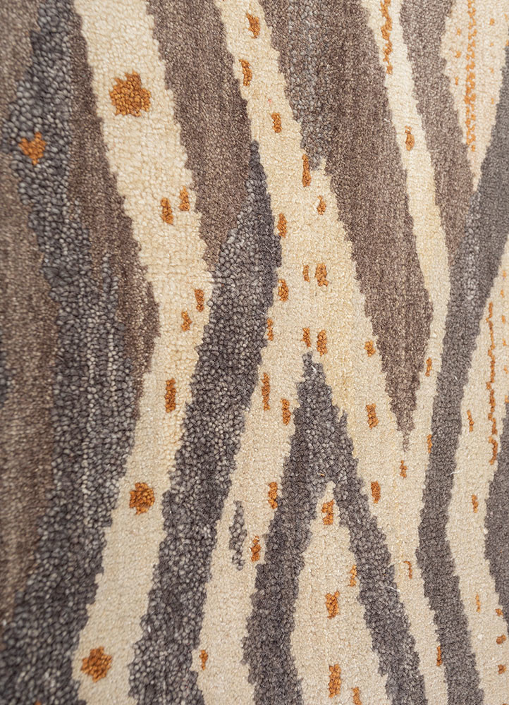 freedom manchaha grey and black wool and silk hand knotted Rug - CloseUp freedom manchaha grey and black wool and silk hand knotted Rug - CloseUp