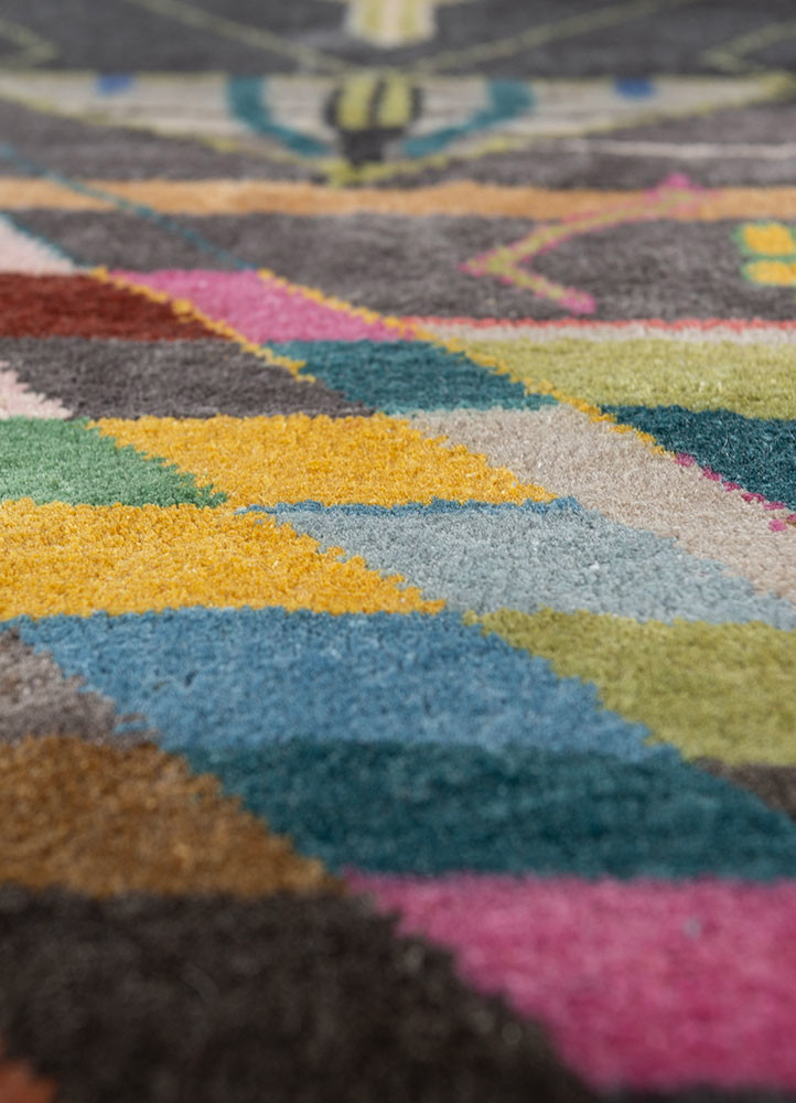 manchaha blue silk hand knotted Rug - CloseUp manchaha blue silk hand knotted Rug - CloseUp