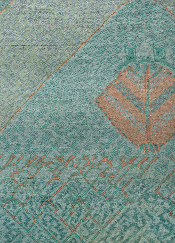 manchaha blue silk hand knotted Rug - CloseUp