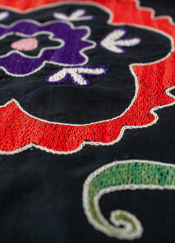 jean grey and black cotton hand loom Home Textile - CloseUp