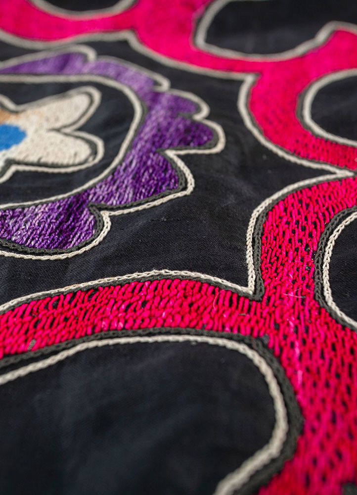 jean grey and black cotton hand loom Home Textile - CloseUp