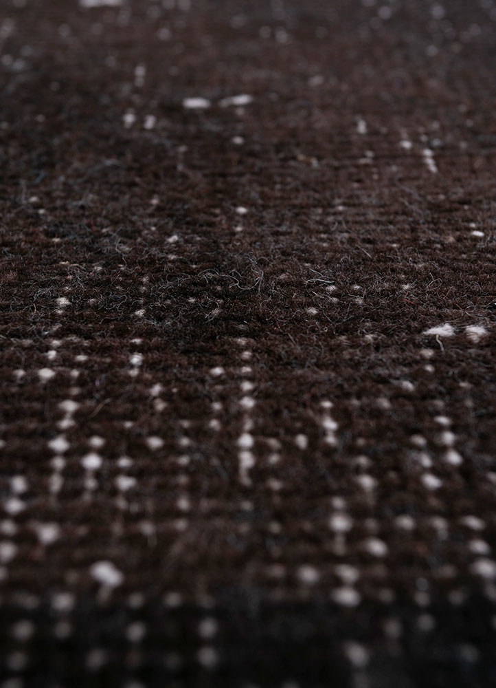 lacuna grey and black wool hand knotted Rug - CloseUp lacuna grey and black wool hand knotted Rug - CloseUp