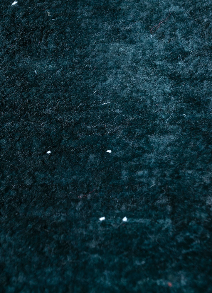 lacuna grey and black wool hand knotted Rug - CloseUp lacuna grey and black wool hand knotted Rug - CloseUp