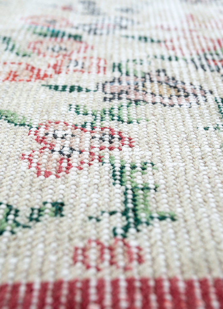 vintage red and orange wool hand knotted Rug - CloseUp