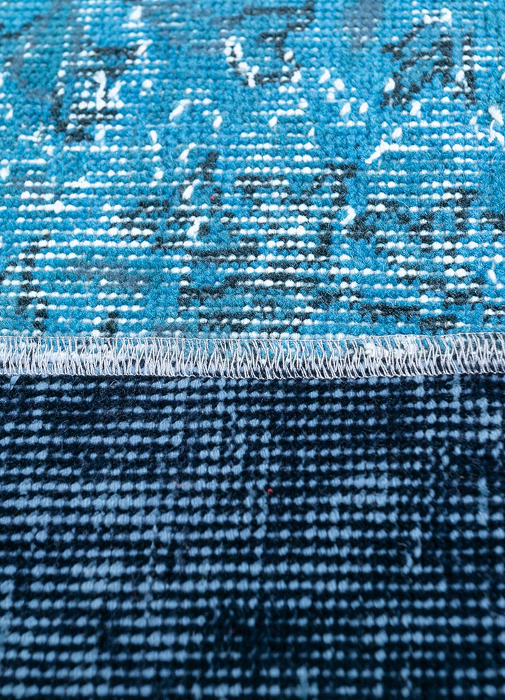 provenance blue wool hand knotted Rug - CloseUp provenance blue wool hand knotted Rug - CloseUp