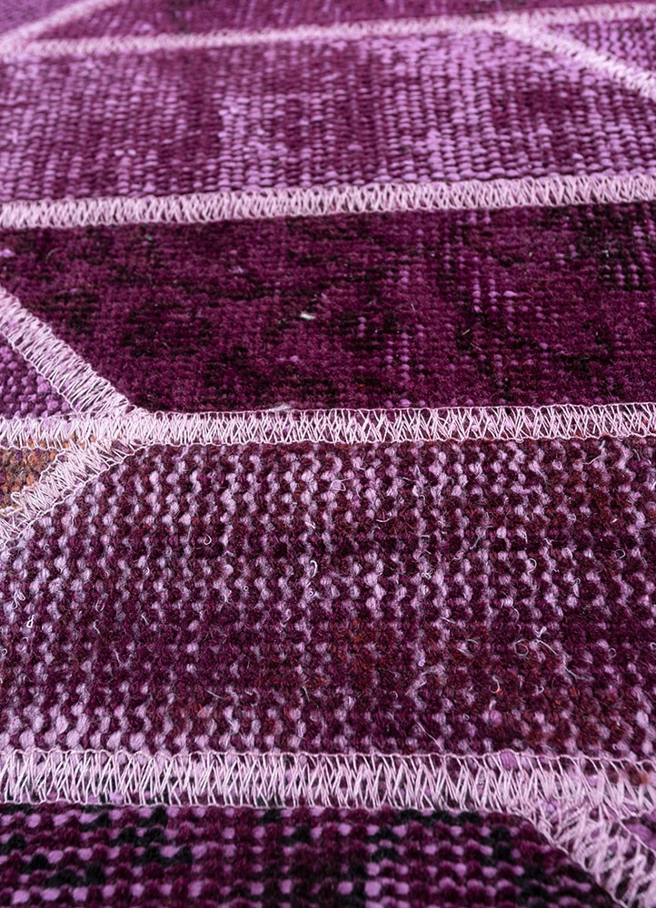 provenance pink and purple wool hand knotted Rug - CloseUp