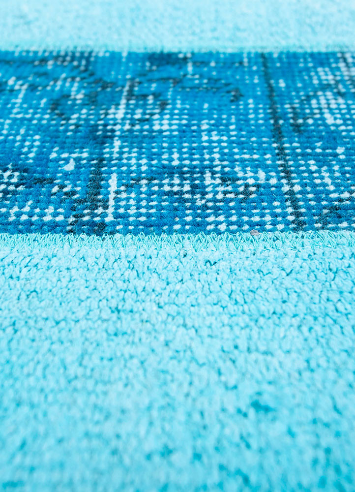 provenance blue wool hand knotted Rug - CloseUp provenance blue wool hand knotted Rug - CloseUp