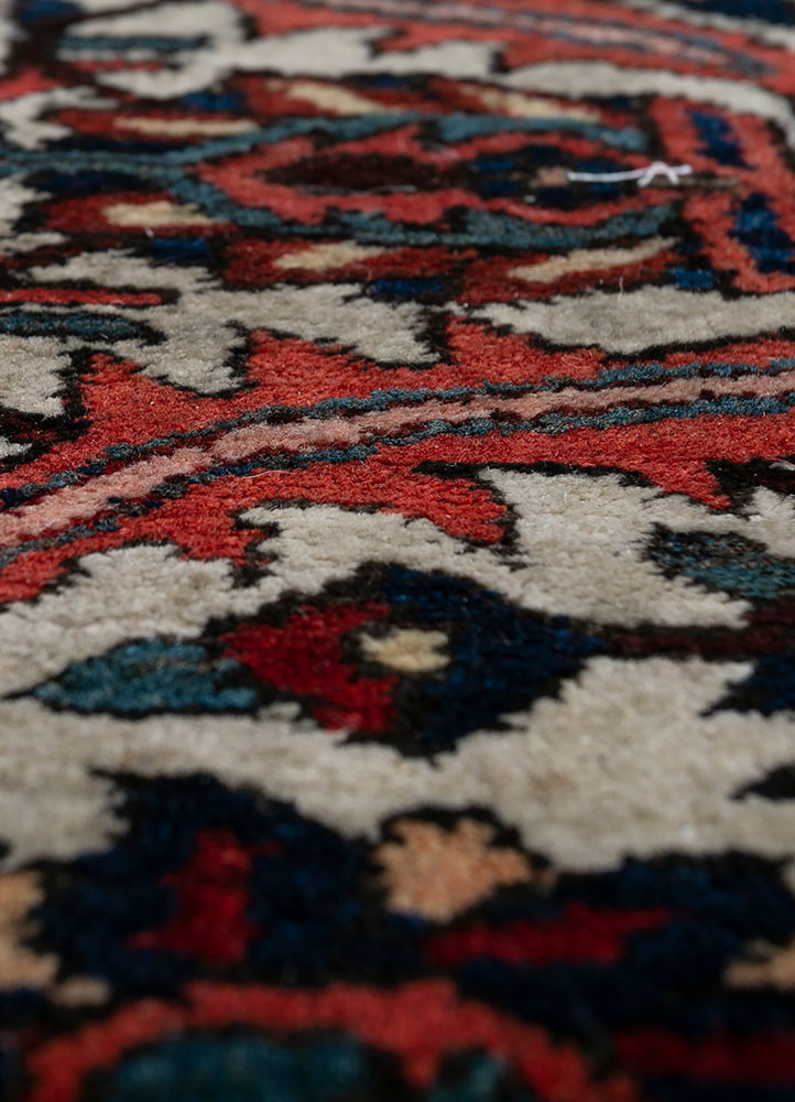 aalam red and orange wool hand knotted Rug - CloseUp aalam red and orange wool hand knotted Rug - CloseUp