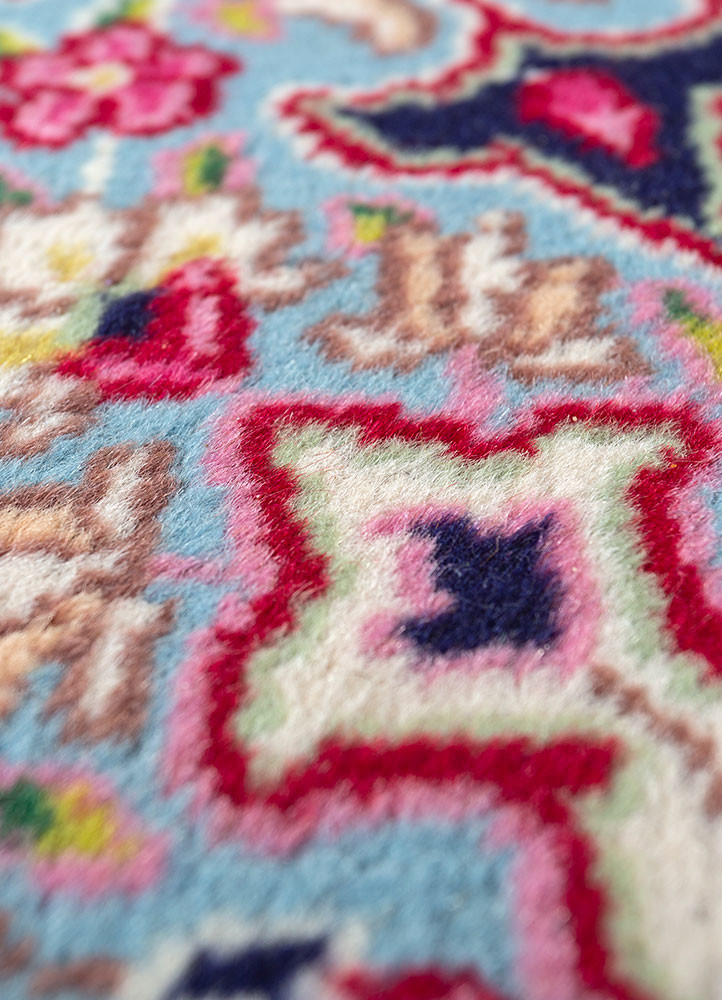 aalam blue wool hand knotted Rug - CloseUp
