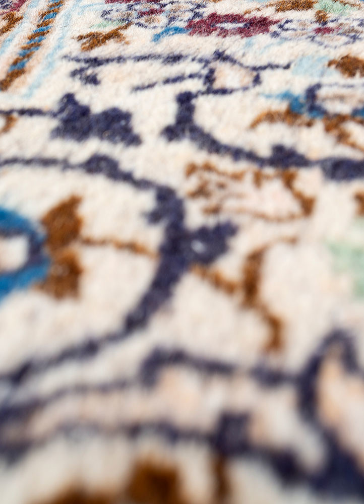 aalam gold wool hand knotted Rug - CloseUp aalam gold wool hand knotted Rug - CloseUp