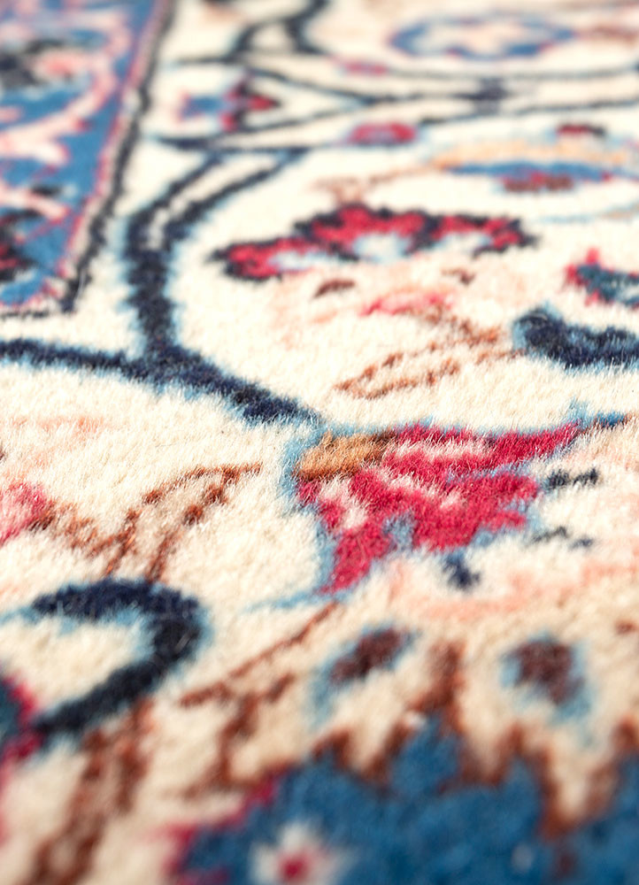 aalam grey and black wool hand knotted Rug - CloseUp