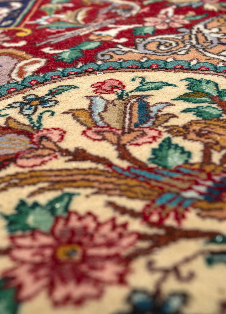 aalam red and orange wool hand knotted Rug - CloseUp