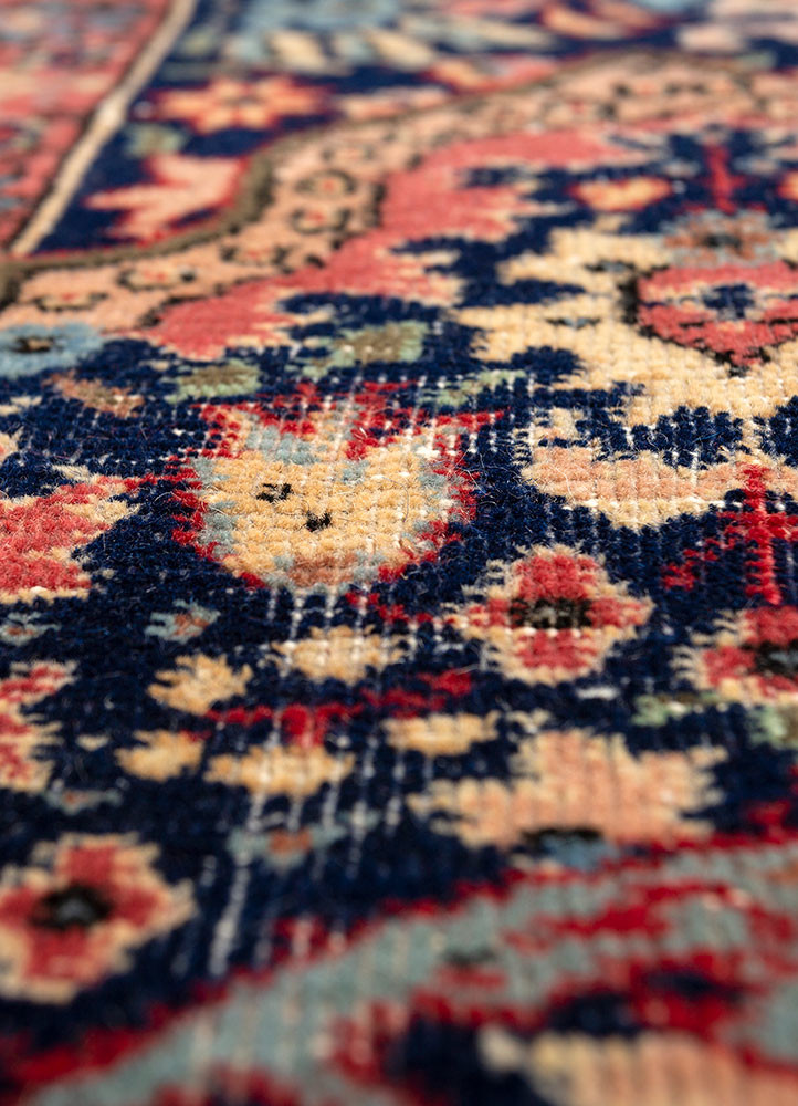 aalam gold wool hand knotted Rug - CloseUp aalam gold wool hand knotted Rug - CloseUp