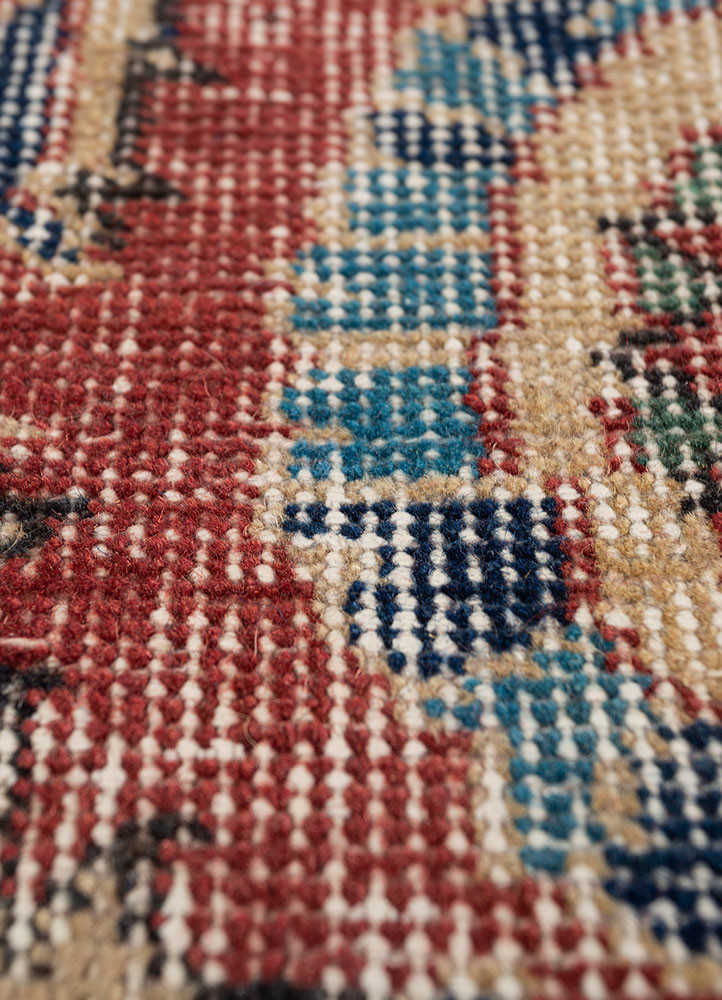 vintage red and orange wool hand knotted Rug - CloseUp