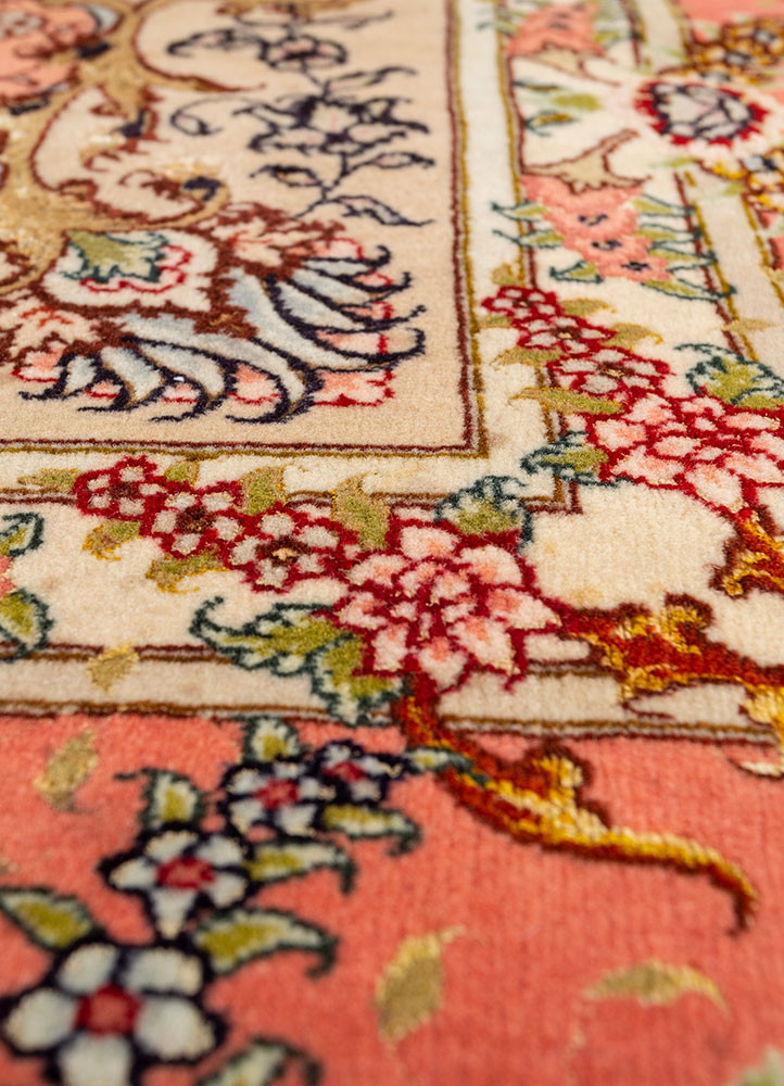 aalam red and orange wool hand knotted Rug - CloseUp