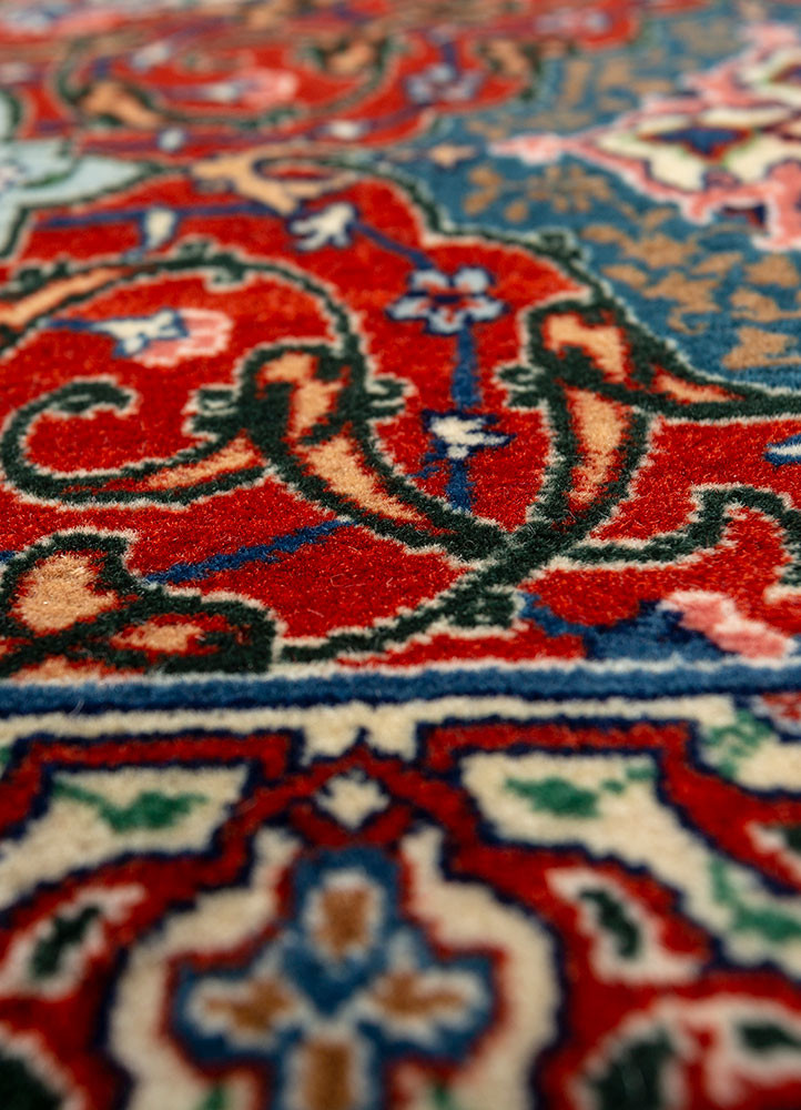 aalam blue wool hand knotted Rug - CloseUp
