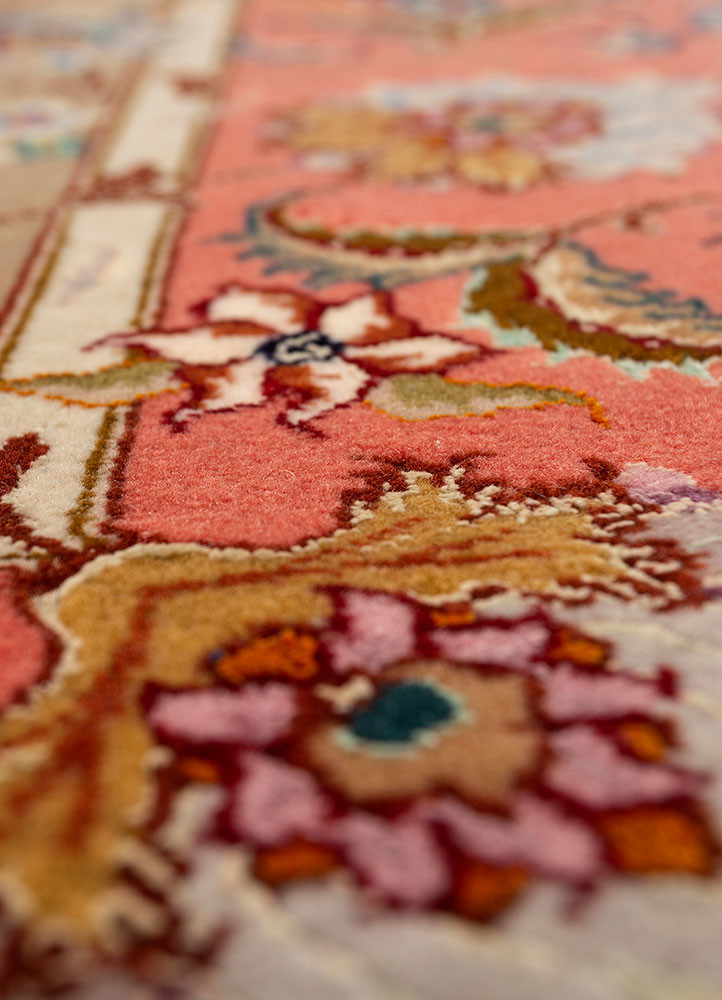 aalam ivory wool hand knotted Rug - CloseUp aalam ivory wool hand knotted Rug - CloseUp