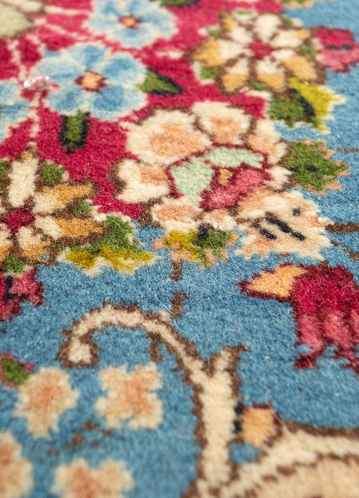 aalam blue wool hand knotted Rug - CloseUp