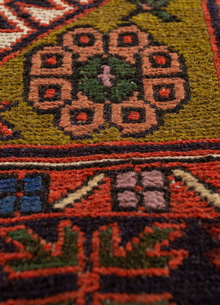 kiaan blue wool and silk hand knotted Rug - CloseUp