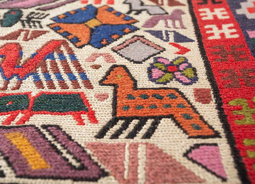 kiaan blue wool and silk hand knotted Rug - CloseUp