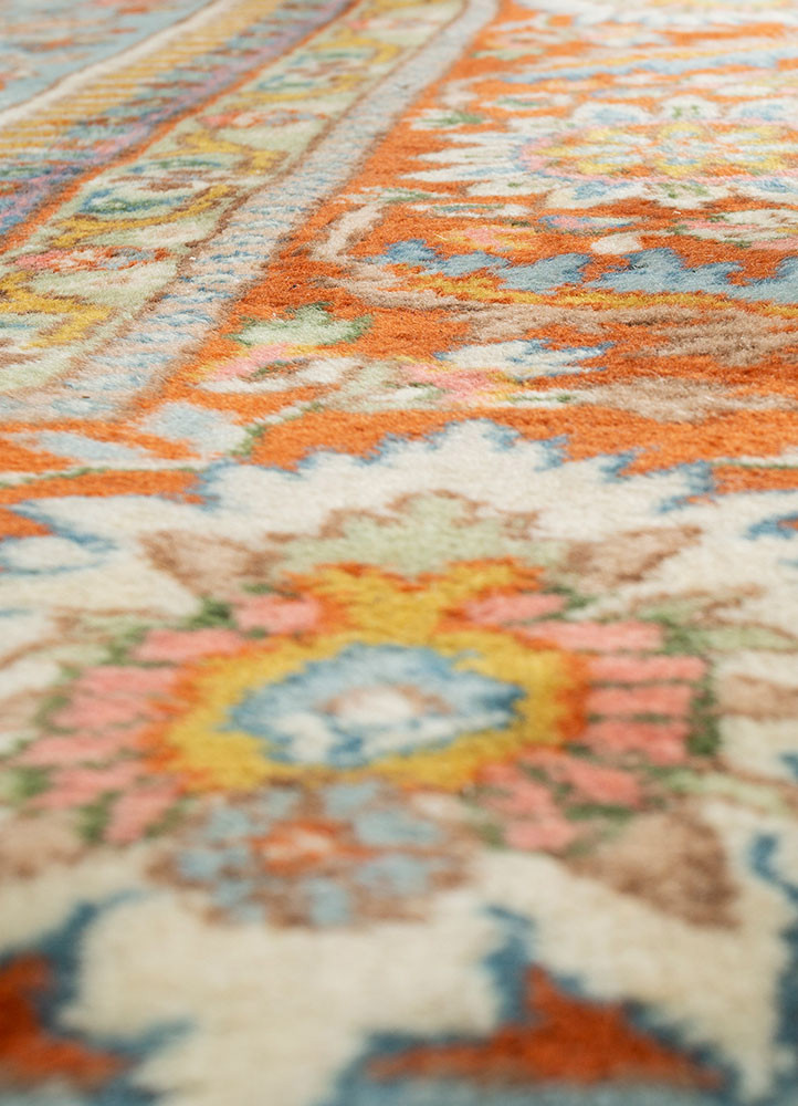 aalam red and orange wool hand knotted Rug - CloseUp aalam red and orange wool hand knotted Rug - CloseUp