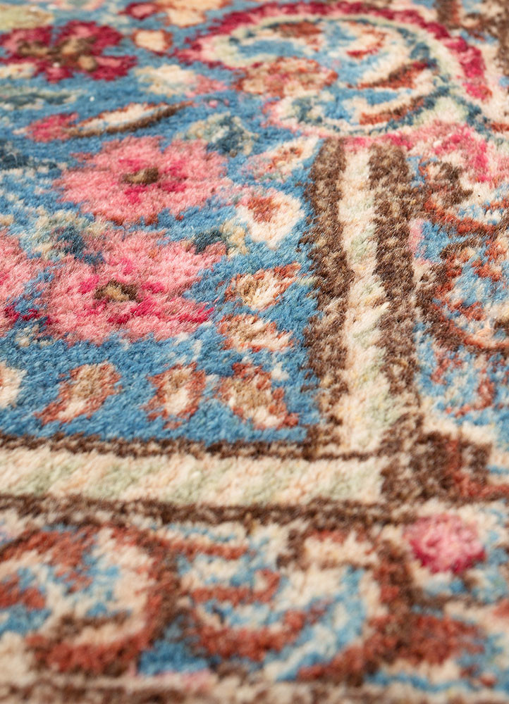 aalam blue wool hand knotted Rug - CloseUp aalam blue wool hand knotted Rug - CloseUp