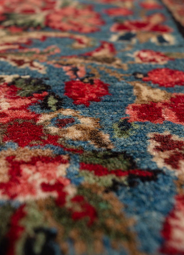aalam red and orange wool hand knotted Rug - CloseUp