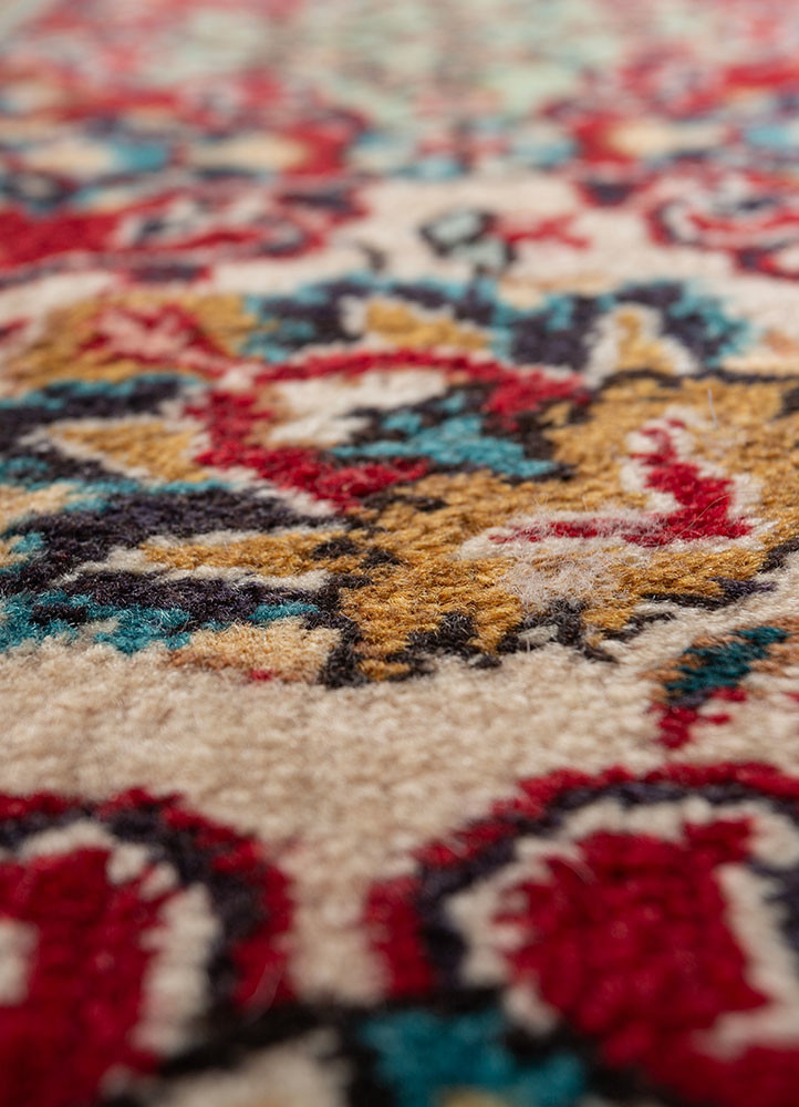 aalam red and orange wool hand knotted Rug - CloseUp aalam red and orange wool hand knotted Rug - CloseUp