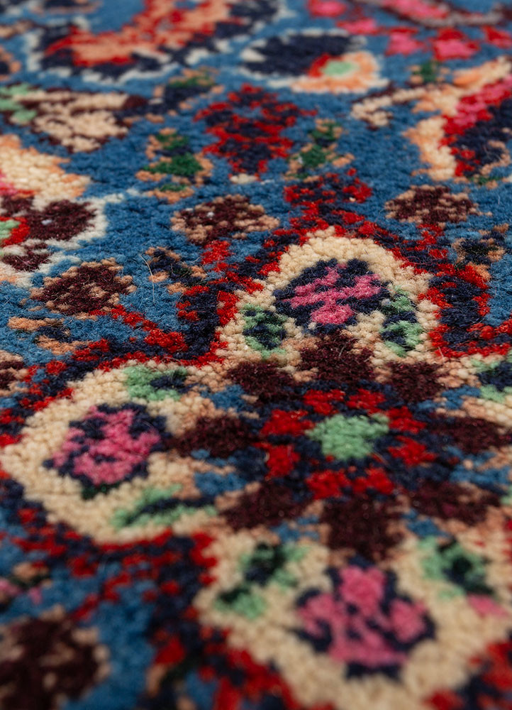 aalam blue wool hand knotted Rug - CloseUp