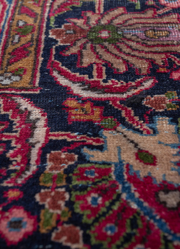 aalam red and orange wool hand knotted Rug - CloseUp