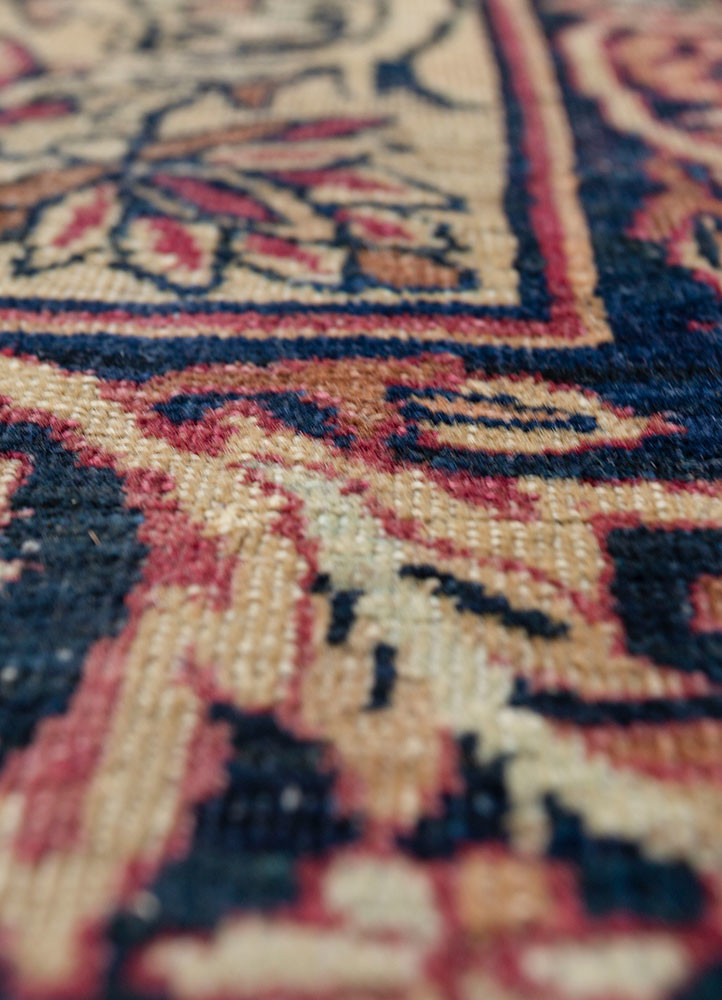 aalam green wool hand knotted Rug - CloseUp
