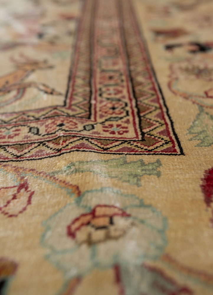gulmarg gold silk hand knotted Rug - CloseUp gulmarg gold silk hand knotted Rug - CloseUp