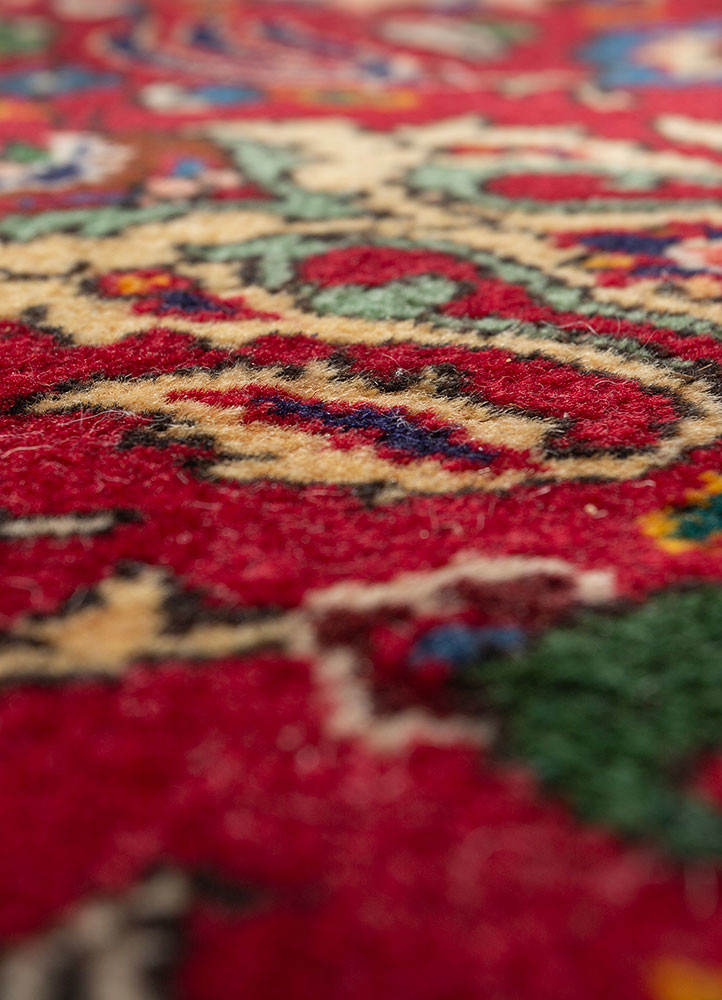 aalam red and orange wool hand knotted Rug - CloseUp