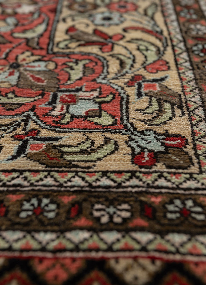 gulmarg green silk hand knotted Rug - CloseUp