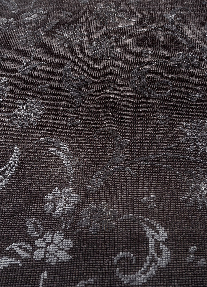 azalea grey and black wool and silk hand knotted Rug - CloseUp