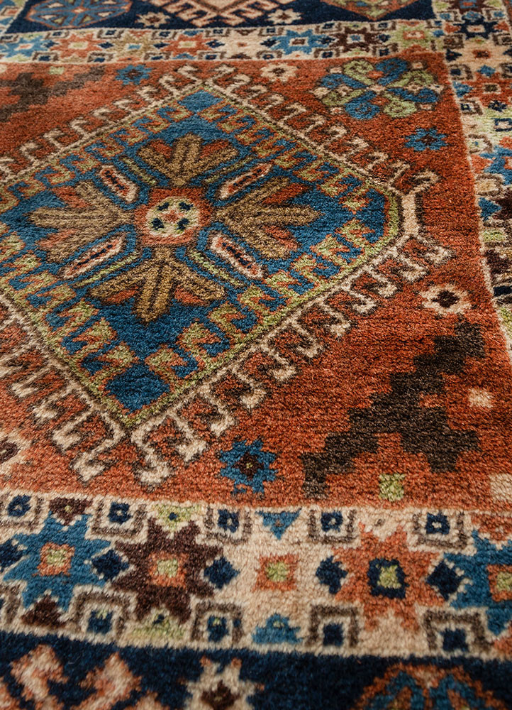 aalam blue wool hand knotted Rug - CloseUp aalam blue wool hand knotted Rug - CloseUp